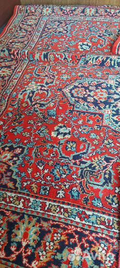 Ковер шерстяной