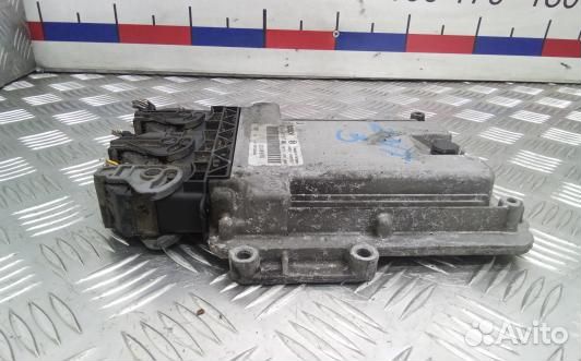 Блок управления двс renault megane 3 (ZNT03PC01)