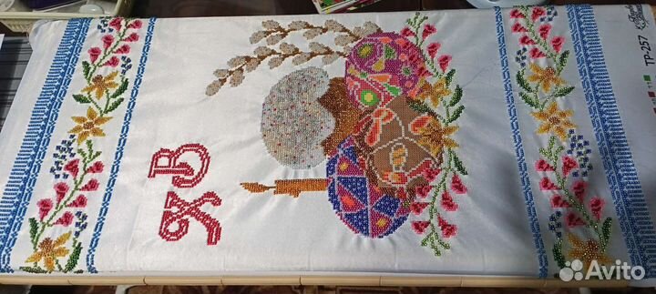 Пасхальные рушники, отшитые бисером