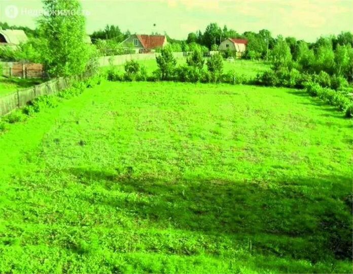 Дача 20 м² на участке 10 сот.