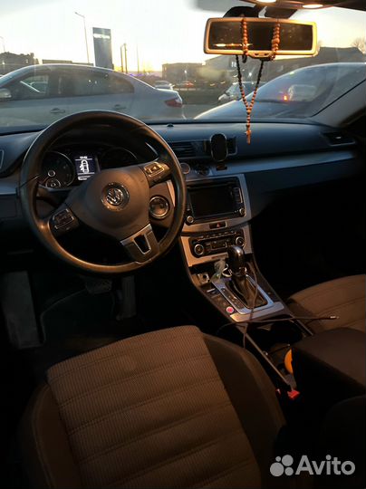 Volkswagen Passat CC 1.8 AMT, 2011, 215 700 км