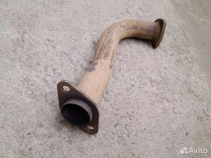 Приемная труба промежуточная от ваз 2110