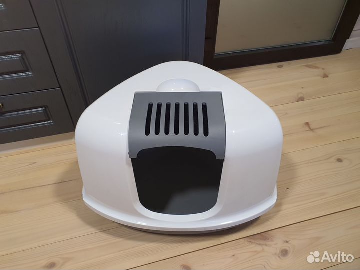 Туалет угловой для животных