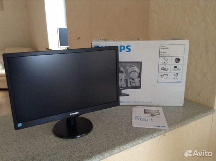 Монитор Philips 193V5LSB2/62 18.5