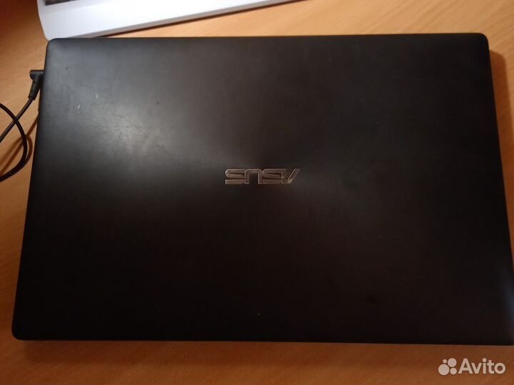Ноутбук asus