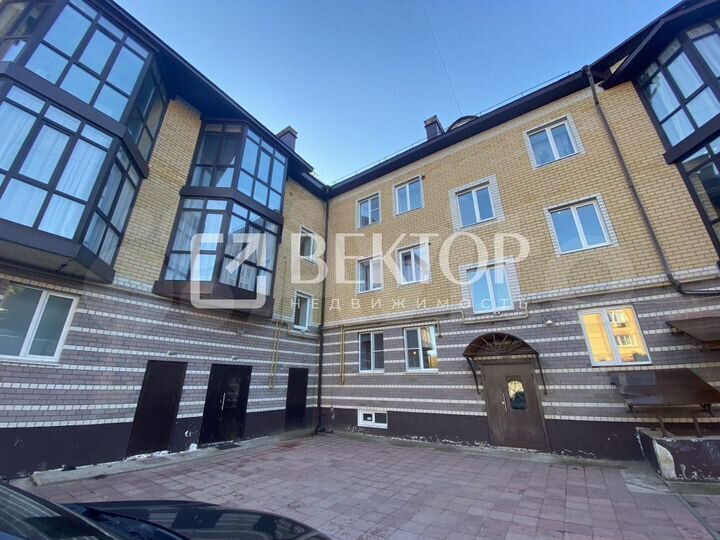 4-к. квартира, 119 м², 2/3 эт.