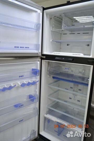 Холодильник 