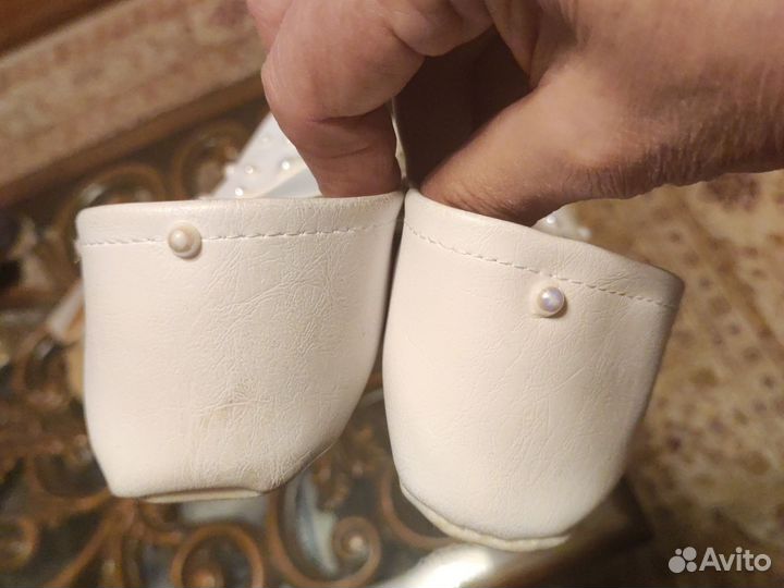 Чешки новые с бусинками,34 размер