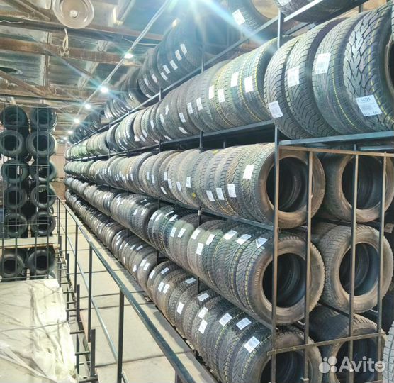 Yokohama Ice Guard IG50 215/65 R16 98S