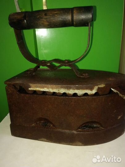 Утюг чугунный старинный
