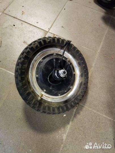 Мотор колесо для электросамоката