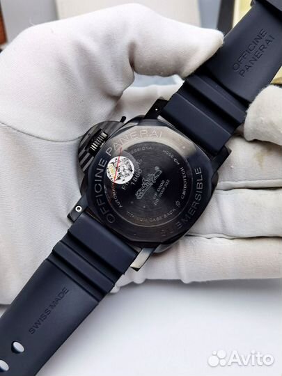 Красивые мужские часы Panerai Luminor Submersible