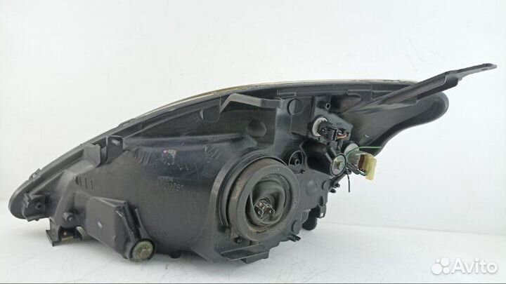 Фара правая Honda Civic EU1