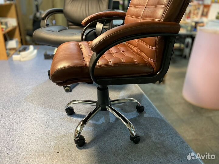 Кресло офисное