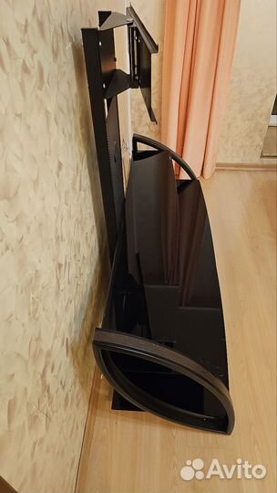 Стойка под тв. Стеклянная тумба под тв