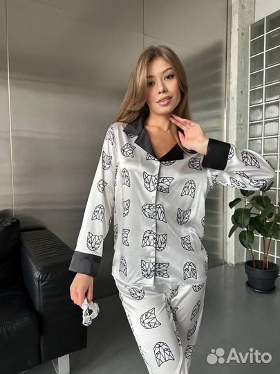 Пижама женская атласная