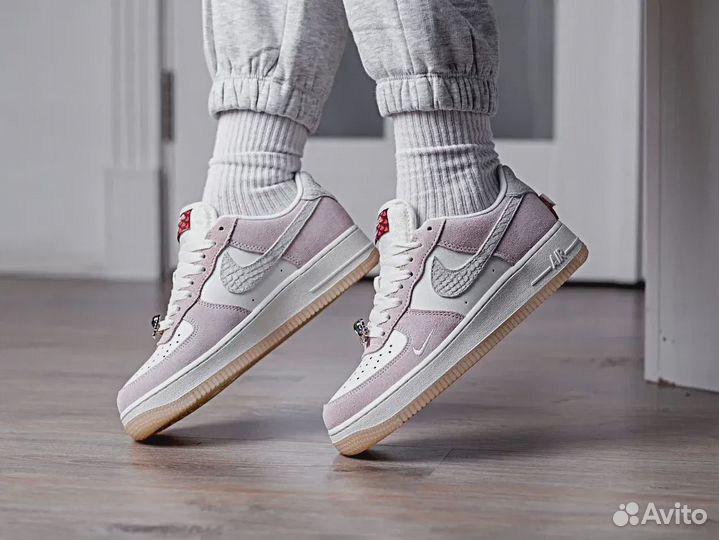 Nike Air Force 1 Low