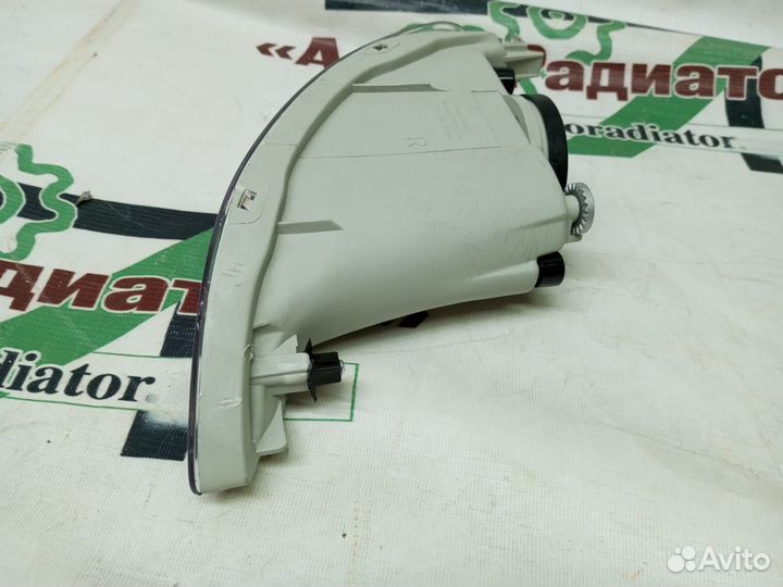 Фара противотуманная toyota camry 01-04/corolla E