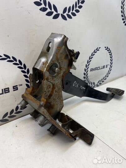 Педаль тормоза Mazda 626 Gf седан 2.0 FS-DE 1997