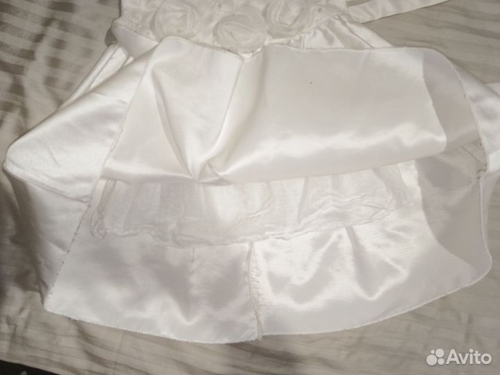 Нарядное платье для девочки 98