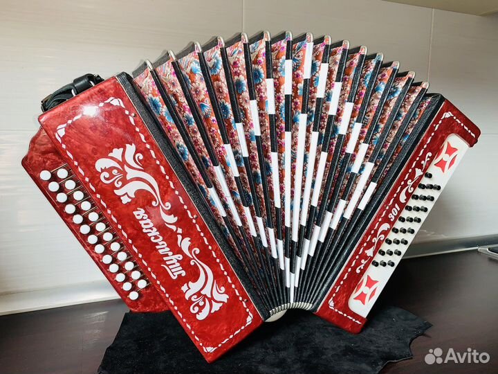 Гармонь Тульская 301 (в идеале)