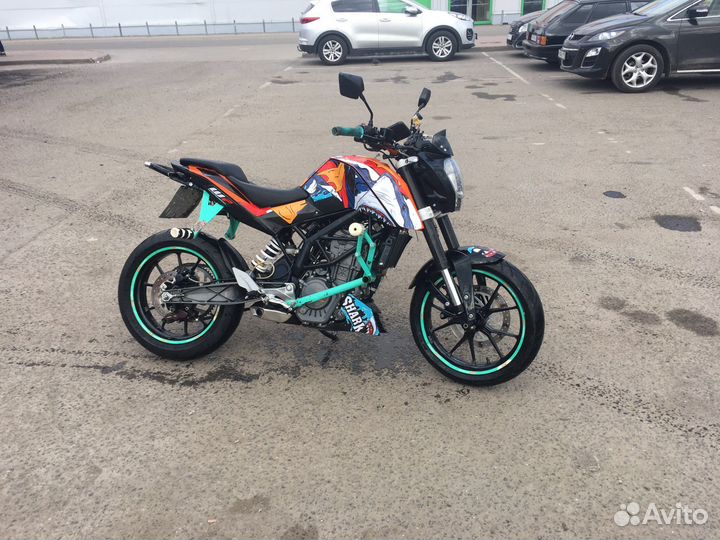 KTM duke 125