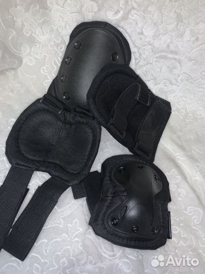 Защита (наколенники и налокотники)