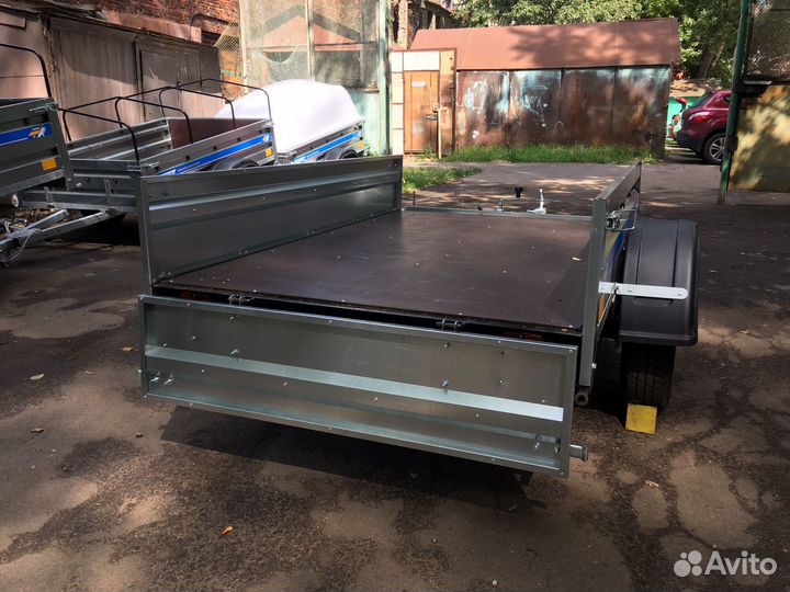 Прицеп Кремень 2х1.3 с тентом дугами колесами