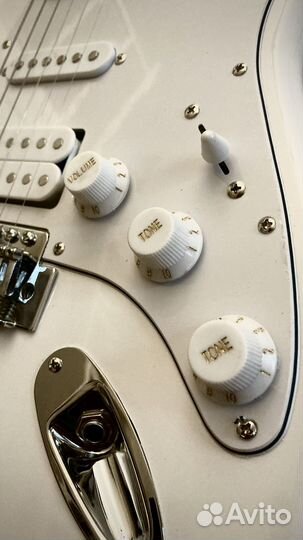 Электрогитара стратокастер hss