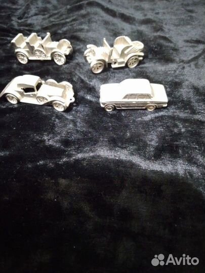 Коллекция брелков на ключи автошка СССР ретро