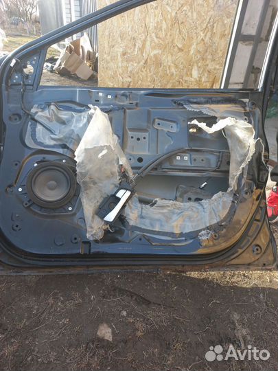 Дверь на hyundai solaris