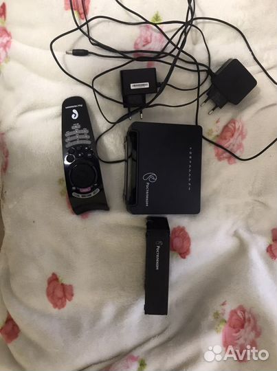 Роутер и приставка ростелеком