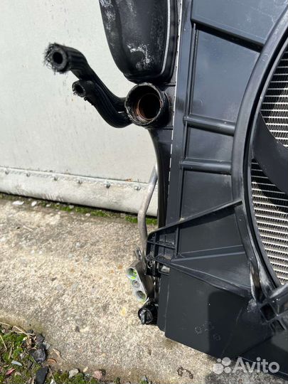 Кассета радиатора на Mercedes S W221 CL216