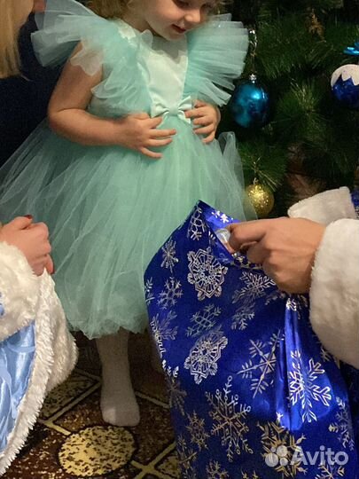 Платье праздничное на девочку 92