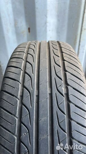 Presa PS01 215/60 R16