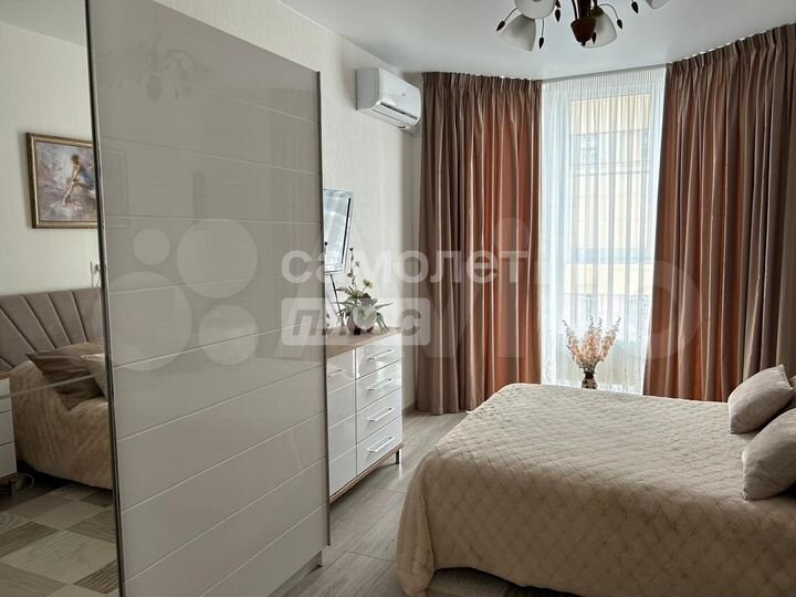 2-к. квартира, 64 м², 5/18 эт.