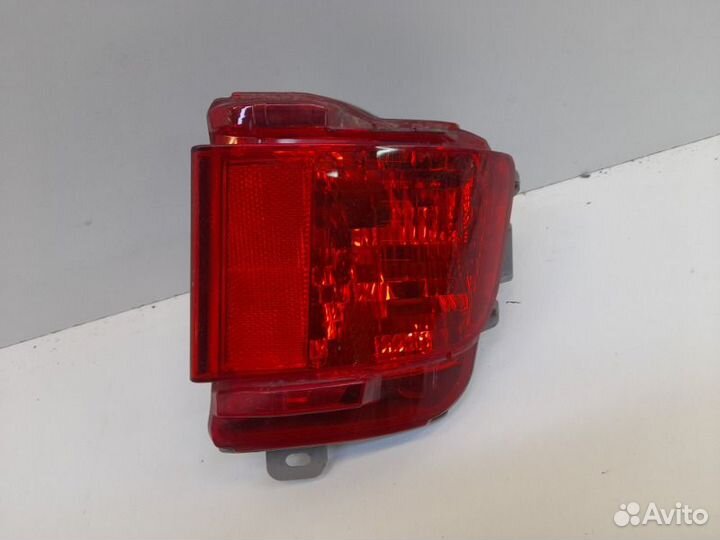 Фонарь противотуманный правый Toyota Land Cruiser