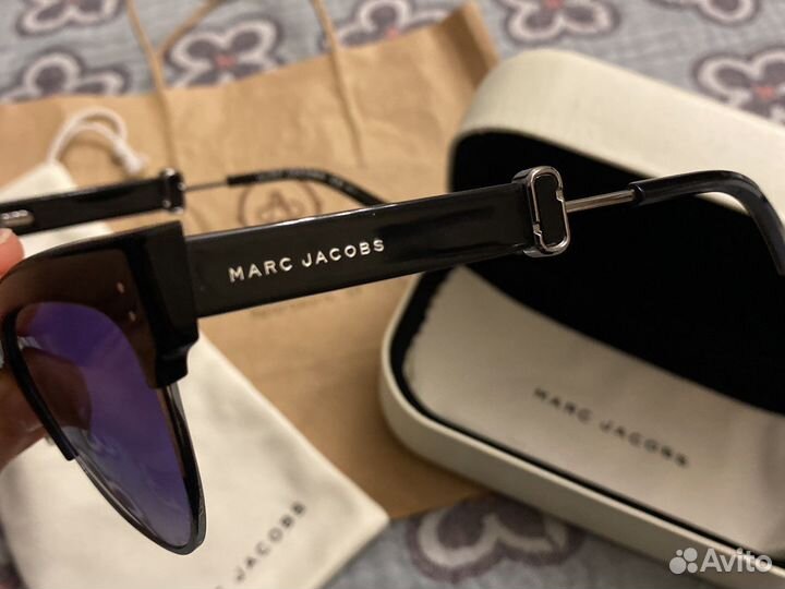 Солнцезащитные очки marc jacobs