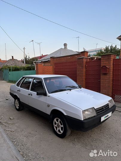 ВАЗ 21099 1.5 МТ, 1999, 100 000 км