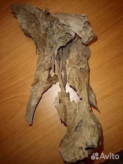 Коряга в аквариум