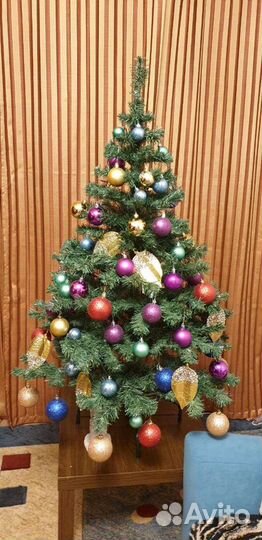 Елка искусственная