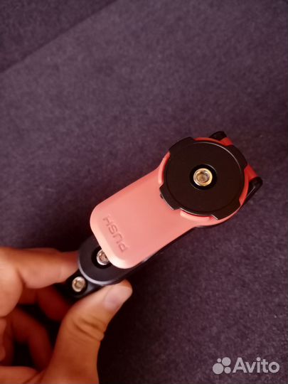 Крепление телефона на руль вело/мото. Тип QuadLock