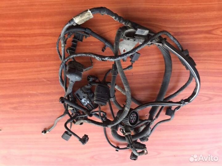Проводка двигателя Vw Golf 5 BKC 2005