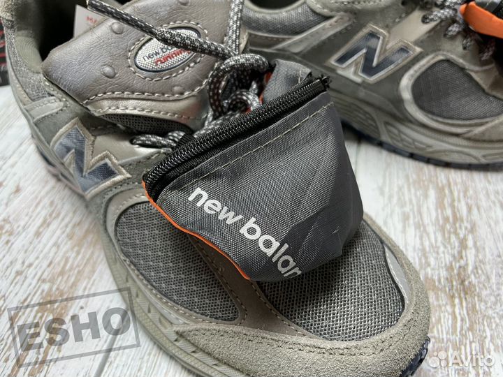 New Balance 2002R Grey Brown Pouch