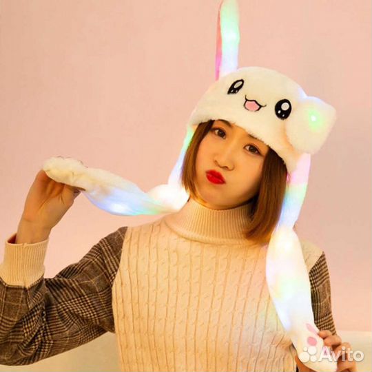 Шапки светящиеся с подвижными ушами