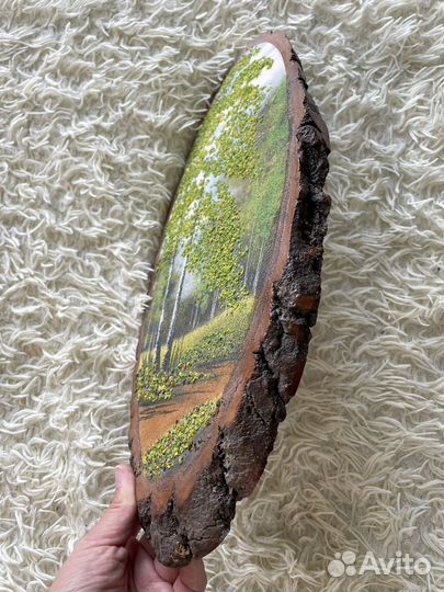 Картина на срезе дерева