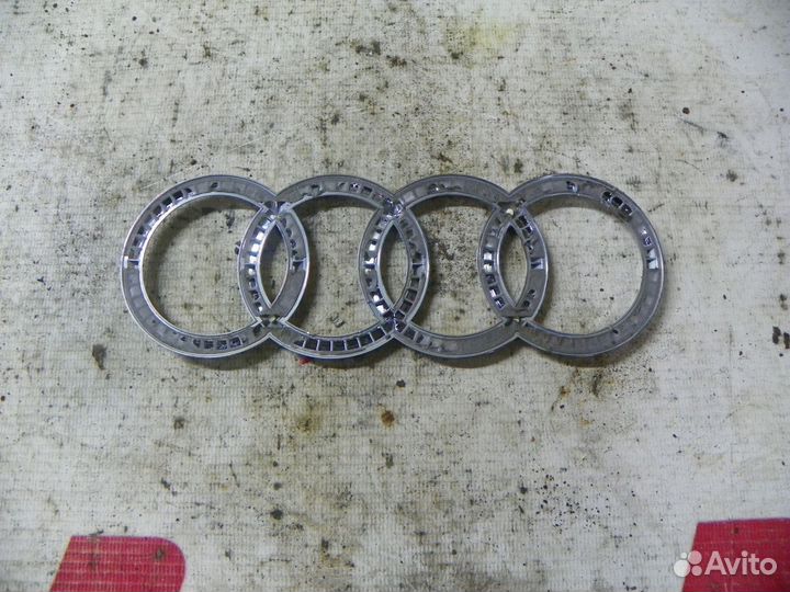 Эмблема на крышку багажника Audi A1