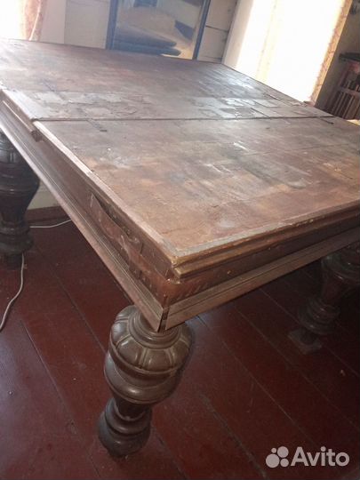 Стол обеденный старинный