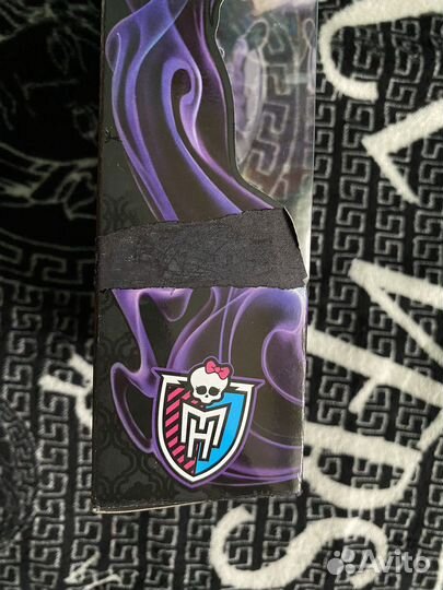 Кукла Monster High Твайла базовая в коробке
