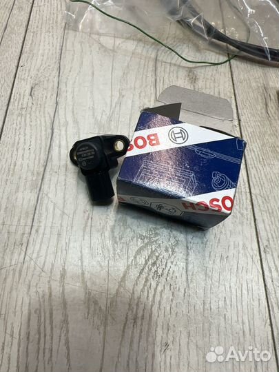 Датчик давления воздуха MB A0061539928